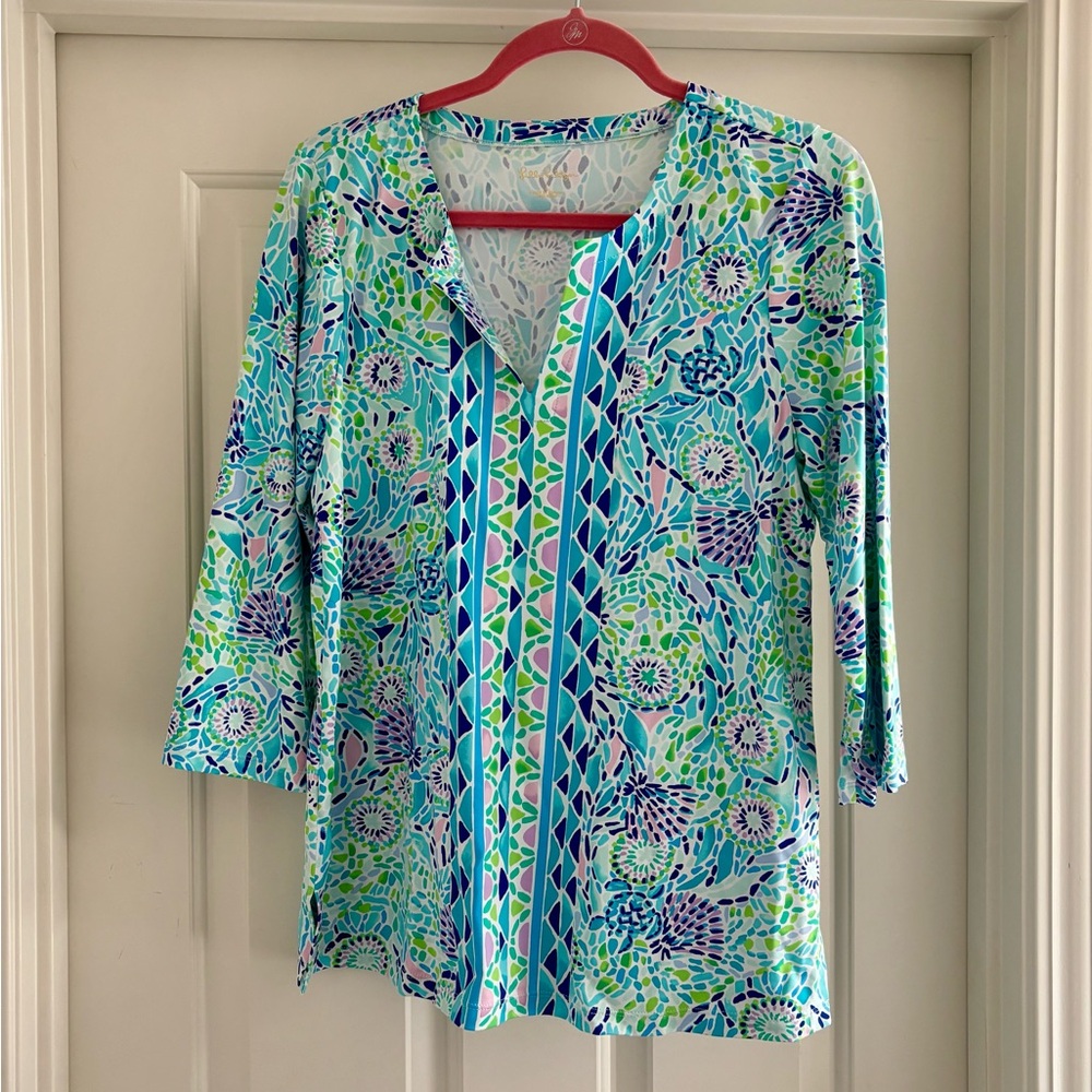 Lilly Pulitzer Top  (Chilly-Lilly) UPF 50+ 
NWT